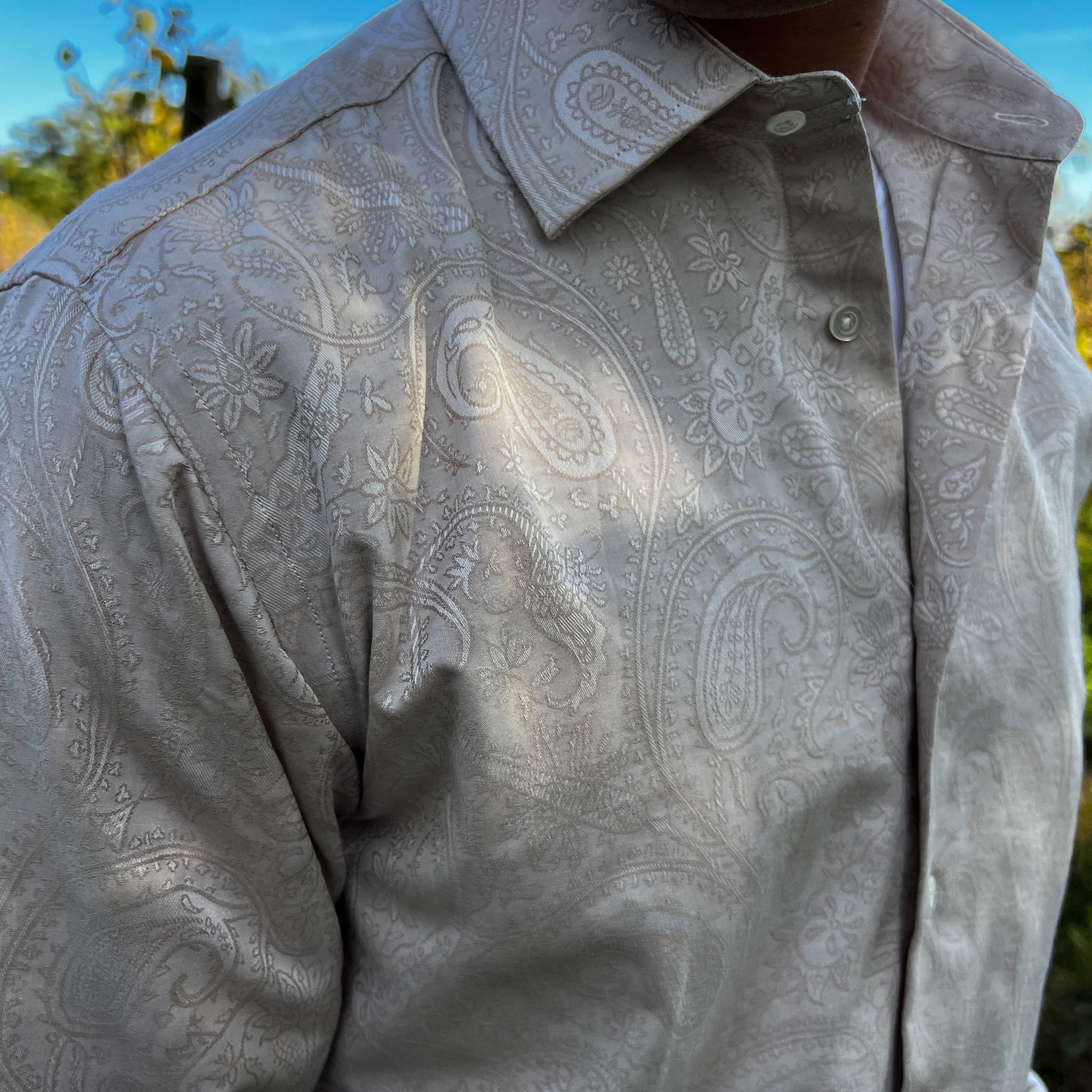 Camicia jacquard giapponese beige primo piano texture davanti - VALENSIA